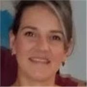 Apoyo a niños en asignaturas que necesitan refuerzo una vez salen de la jornada escolar